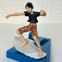 Load image into Gallery viewer, One Piece - Monkey D. Luffy - Figure - Holder Stand
