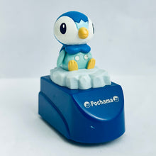 Cargar imagen en el visor de la galería, Pokémon Action Car Pullback - Pochama / Piplup
