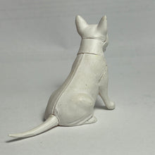Cargar imagen en el visor de la galería, Bull Terrier - Trading Figure - Miniature - 056 P28-A
