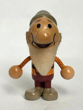 Cargar imagen en el visor de la galería, Snow White and the Seven Dwarfs - Happy - Mini Figure
