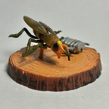 Cargar imagen en el visor de la galería, Battle Cyber Insect - Trading Figure - Toy
