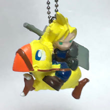 Load image into Gallery viewer, Final Fantasy VII - Cloud Strife &amp; Chocobo - FF VII Swing - Figure Keychain
