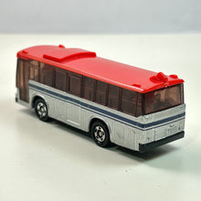 Load image into Gallery viewer, Tomica 1/130 Mitsubishi Fuso Aero Star Niigata Kotsu Route Bus (Silver x Red)
