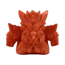 Cargar imagen en el visor de la galería, SD Gundam - King Gundam I - Keshi - Eraser Figure
