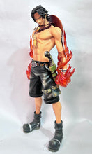 Cargar imagen en el visor de la galería, One Piece - Portgas D. Ace - Master Stars Piece - Hiken no Ace ver.
