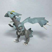 Cargar imagen en el visor de la galería, Pokémon BW - Kyurem - Figure - MHP-03
