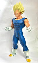 Cargar imagen en el visor de la galería, Dragon Ball Z - Vegeta SSJ - Master Stars Piece Figure - MSP
