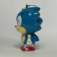 Cargar imagen en el visor de la galería, Sonic The Hedgehog - Figure Mascot Keychain

