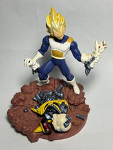 Cargar imagen en el visor de la galería, Dragon Ball Z - Vegeta SSJ / Android 19 - Trading Figure - DBZ Imagination 3
