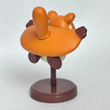 Cargar imagen en el visor de la galería, New Super Mario Bros. U - Zunguri / Waddlewing - Trading Figure - Choco Egg
