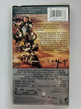 Cargar imagen en el visor de la galería, Resident Evil Extinction - UMD - PlayStation Portable - NTSC - Box Only (ULUS-10240)
