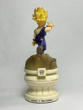 Cargar imagen en el visor de la galería, Dragon Ball Z - Son Gohan SSJ - Chess Piece - Queen
