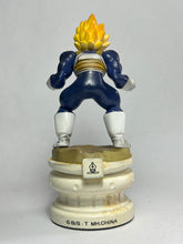 Cargar imagen en el visor de la galería, Dragon Ball Z - Vegeta SSJ - Chess Piece - Bishop

