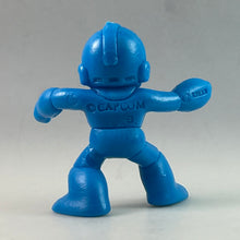 Cargar imagen en el visor de la galería, Mega Man 4 - Mega Man (D) - Eraser Figure
