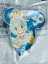 Cargar imagen en el visor de la galería, Disney Characters - Donald Duck - Award Pin - Tokyo Disney Resort 30th Anniversary “The Happiness Year”
