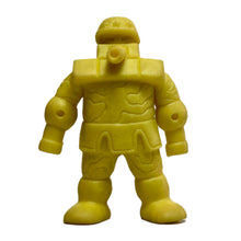 Cargar imagen en el visor de la galería, Kinnikuman - Hunting - Eraser Mini Figure - Yellow ver. (169)
