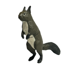Load image into Gallery viewer, Ezo squirrel - Trading Figure - Miniature - 127
