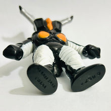 Cargar imagen en el visor de la galería, Ultraman - Zetton - Soft Vinyl Figure
