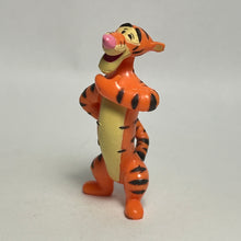 Cargar imagen en el visor de la galería, Winnie the Pooh - Tigger - Trading Figure - Choco Egg (003)
