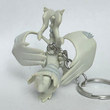 Cargar imagen en el visor de la galería, Pocket Monsters Best Wishes! - Reshiram - Figure Keyholder ~ Special Assort ~
