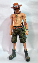 Cargar imagen en el visor de la galería, One Piece - Portgas D. Ace - Master Stars Piece - Super DX
