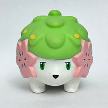 Load image into Gallery viewer, Pokémon DP - Shaymin - Soft Vinyl Figure - Land Form
