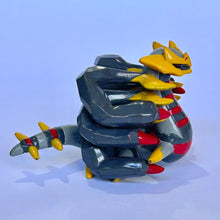 Load image into Gallery viewer, Pokémon DP - Giratina - Trading Figure - Monster Collection
