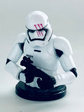 Cargar imagen en el visor de la galería, Star Wars Choco Egg Collection - Tradin Figures Set (12 PCS)
