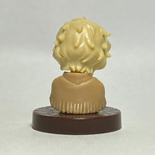 Cargar imagen en el visor de la galería, Detective Conan - Mary - Figure - Choco Egg
