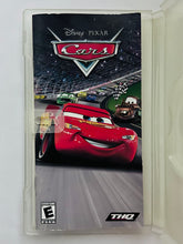 Cargar imagen en el visor de la galería, Disney/Pixar Cars - PSP - PlayStation Portable - NTSC - Box &amp; Manual (ULUS-10073)

