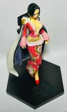 Load image into Gallery viewer, One Piece - Boa Hancock - OP DX Ouka Shichibukai Figure (vol.4)
