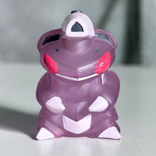 Load image into Gallery viewer, Pocket Monsters - Genesect - Trading Figure - Clear ver.
