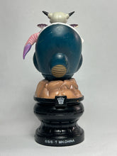 Cargar imagen en el visor de la galería, Dragon Ball Z - Frieza - First Form - Final Form - Chess Piece - Queen
