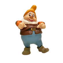 Cargar imagen en el visor de la galería, Snow White and the Seven Dwarfs - Happy - Disney Choco Party Part 1 - Trading Figure (013)
