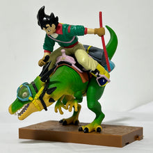 Cargar imagen en el visor de la galería, Dragon Ball Z - Son Goku - Riding Scene Figure
