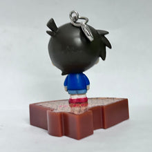 Cargar imagen en el visor de la galería, Detective Conan - Edogawa Conan - Stand &amp; Swing Mascot
