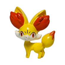 Cargar imagen en el visor de la galería, Pokémon XY - Fennekin - Mini Figure
