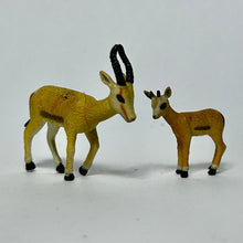 Cargar imagen en el visor de la galería, Thomson's Gazelle - Trading Figure - Miniature (18)
