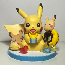 Cargar imagen en el visor de la galería, Pokémon - Pikachu -  Diorama Figure - Tea Party
