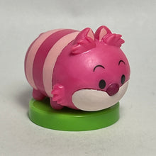 Cargar imagen en el visor de la galería, Disney Tsum Tsum - Cheshire Cat - Trading Figure - Choco Egg (82)
