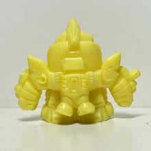 Load image into Gallery viewer, SD Gundam - Red Warrior Kai Gundam - Keshi - Eraser Figure
