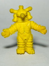 Cargar imagen en el visor de la galería, Ultraman Ace - Alien Hipporit - Keshigomu - Ultra Monster Eraser 4th (2)
