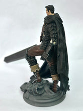 Load image into Gallery viewer, Berserk - Guts - Trading Figure - Mini Berserk Volume II
