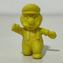Cargar imagen en el visor de la galería, Super Mario Bros. - Super Mario - Eraser / Keshigomu - Yellow ver.
