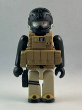Load image into Gallery viewer, Metal Gear Solid 2: Sons of Liberty - PMC Soldier - Trading Figure - Kubrick
