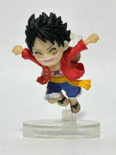 Cargar imagen en el visor de la galería, One Piece - Monkey D. Luffy - Trading Figure
