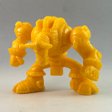 Cargar imagen en el visor de la galería, Mega Man X3 - Blizzard Buffalo - Eraser Figure - Yellow

