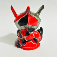 Cargar imagen en el visor de la galería, Ultraman Nexus - Dark Faust - Finger Puppet - SD Figure
