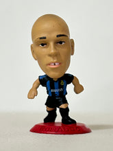 Cargar imagen en el visor de la galería, Corithian Miniatures - Ronaldo (Inter Milan) - Mini Figure

