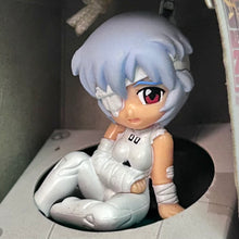 Cargar imagen en el visor de la galería, Neon Genesis Evangelion - Ayanami Rei - SSE Bottle Cap Figure
